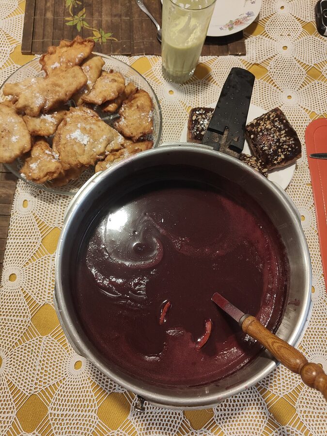 Home-made api morado in La Paz