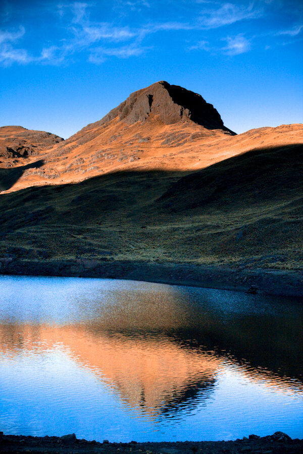 A high-altitude laguna in Tunari National Park