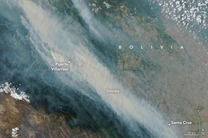 NASA satellite image of smoke from Bolivia fires over Amboró and Carrasco National Parks