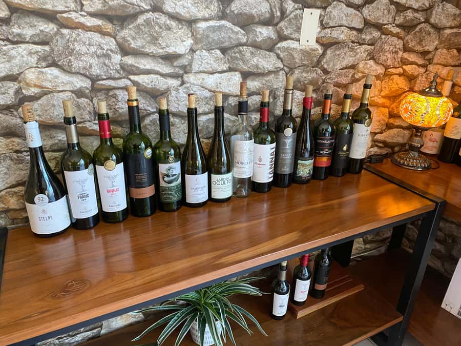 Bolivia: Bolivian Wine Tasting with Charcuterie Board - Why Santa Cruz Is a Good Place to Taste Bolivian Wine