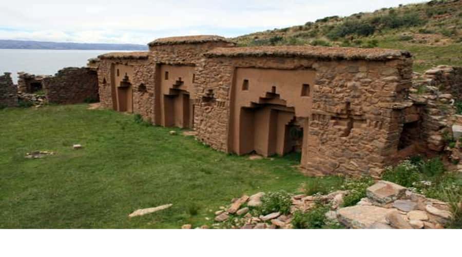 Copacabana: Isla del Sol and Moon Island Day Tour - Leaving Copacabana at 8:00 AM