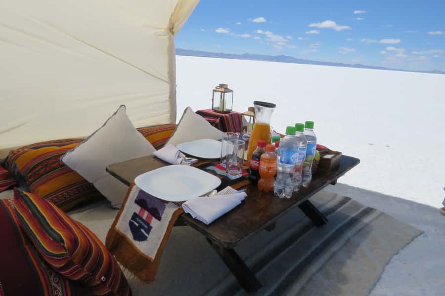 From La Paz: 1-Day 1-Night Uyuni Salt Flats Tour by Flight - Return flight and the main practical warning