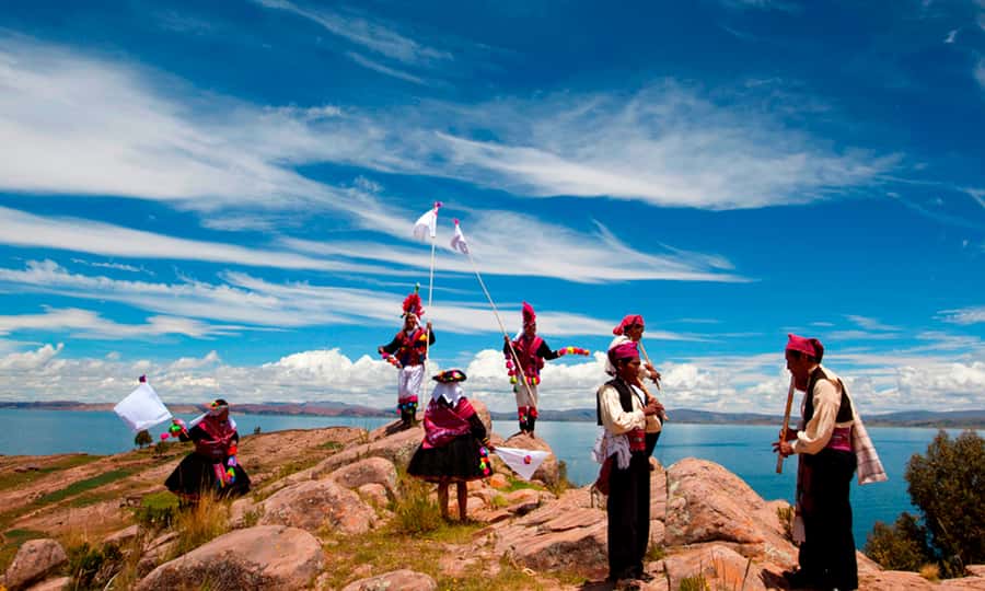 From La Paz: 2-Day Tour to Isla del Sol & Lake Titicaca - Copacabana: lake town and launch point