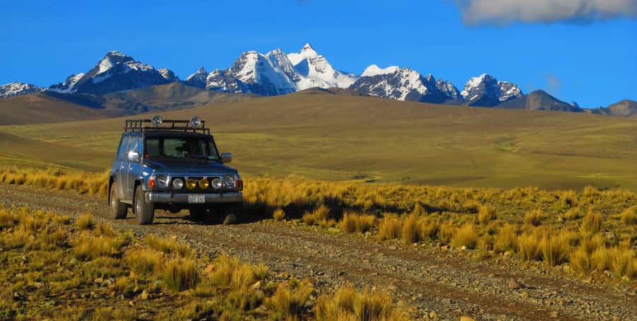 From La Paz: Austria Peak One-Day Climbing Trip - What Austria Peak offers that Huayna Potosí does not