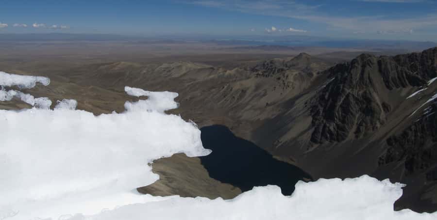 From La Paz: Austria Peak One-Day Climbing Trip - Lunch, clothing, and what to carry