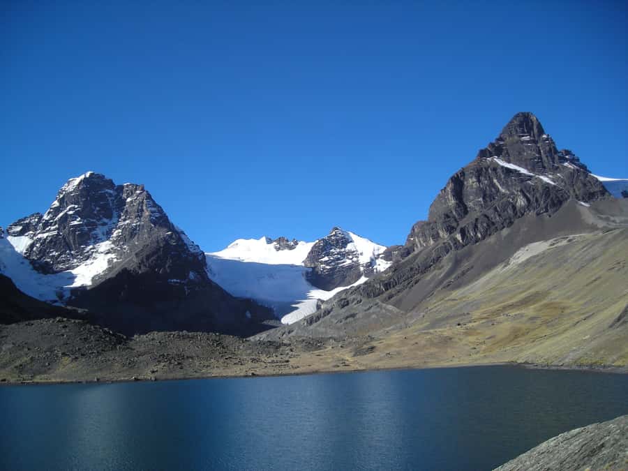 From La Paz: Condoriri Andes, Pico Austria Full Day Hiking - Five details that shape this Andes hike