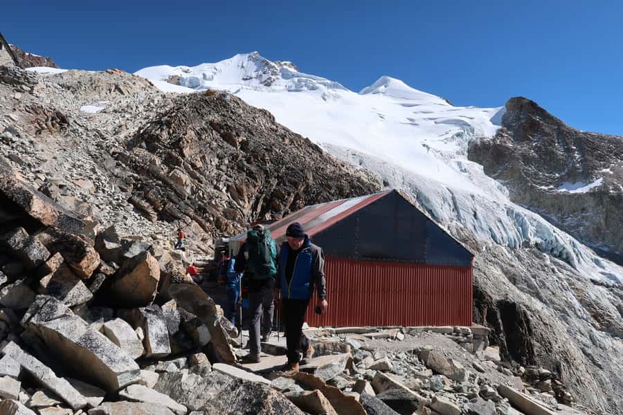 From La Paz: Huayna Potosí 2-Day Climbing Trip - From La Paz to Paso Zongo at 4,700 Meters