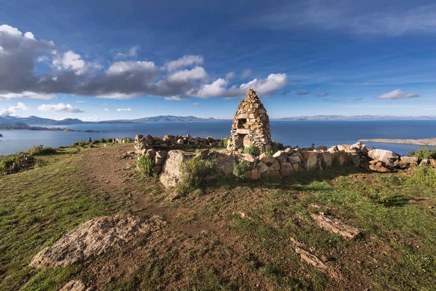 From La Paz: Titicaca, Copacabana, and Isla del Sol Day-Trip - The 6 p.m. bus and the late return to La Paz