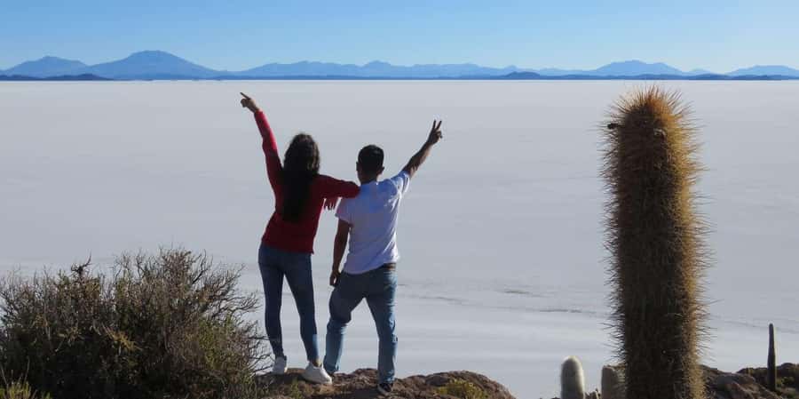 From La Paz: Trip to Uyuni Salt Flats with Wine at Sunset - Perspective photos are part of the fun