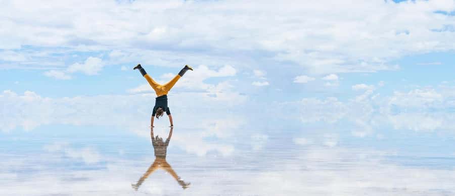 From La Paz: Uyuni Salt Flats 2-Day Tour with Bus Transfers - The return bus and what $195 buys you