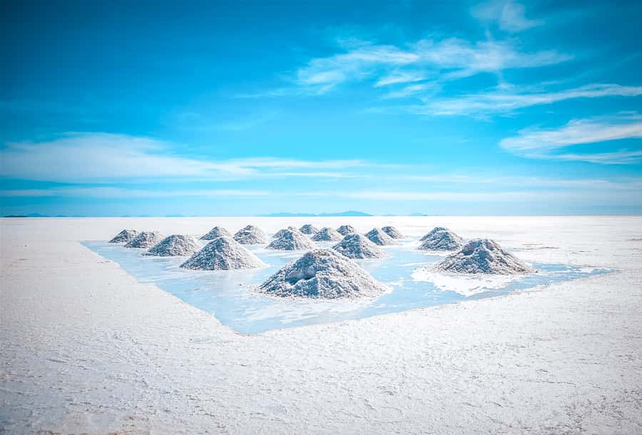 From Uyuni: 3-Day Tour to San Pedro with Salt Flats Visit - Day Three: geysers, hot springs, and the Chilean border