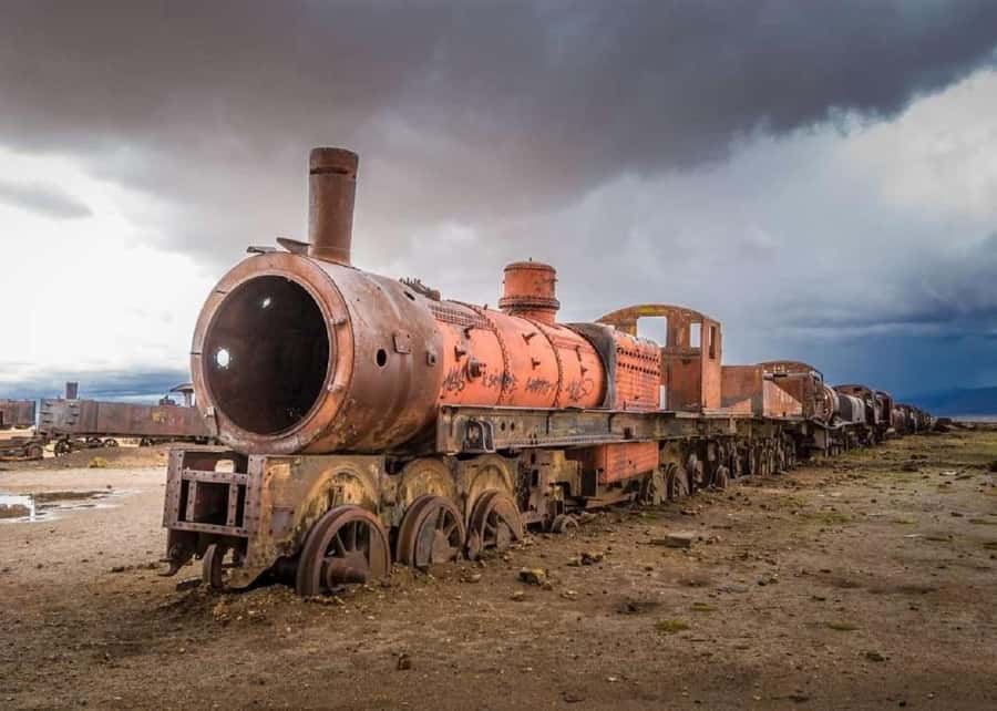 Full Day Uyuni Salt Flat - The Train Cemetery: A Stark First Stop