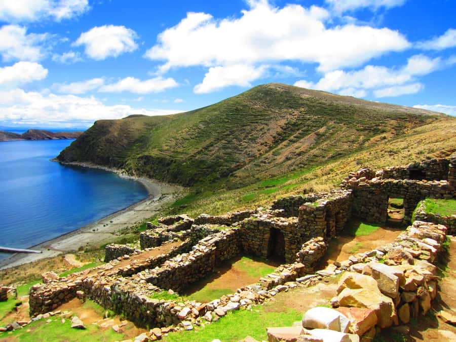 La Paz: 2-day Excursion to Lake Titicaca and Sun Island - The Inca Staircase and Fountain of Eternal Youth
