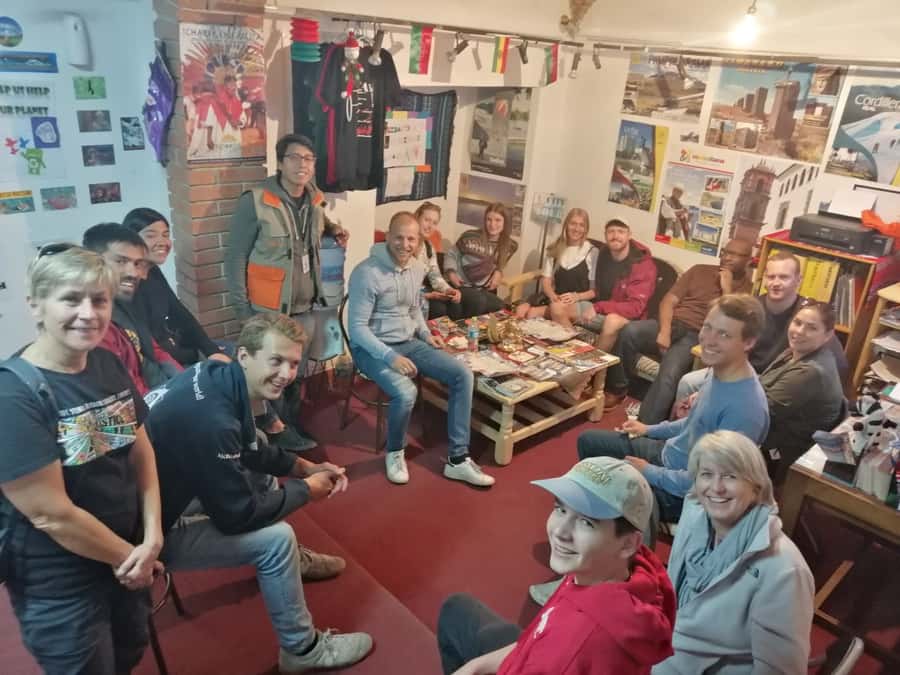 La Paz and El Alto: Cable Car Rides and Walking Tour - San Pedro Square and the prison story