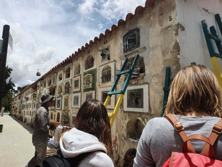La Paz: Cable Car, Cemetery, Shaman, and El Alto Tour - Five things to know before you go