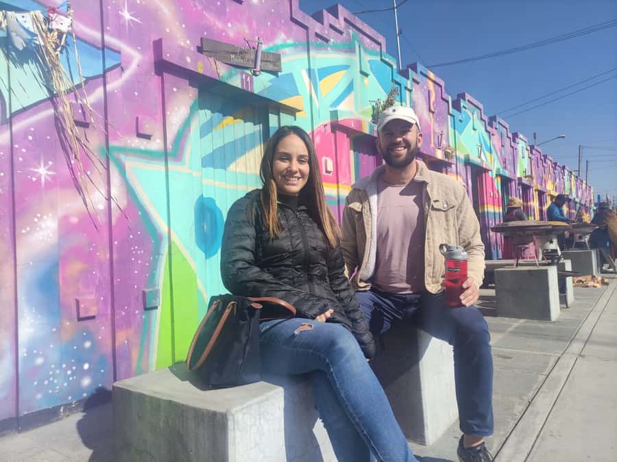 La Paz: Cable Car, Cemetery, Shaman, and El Alto Tour - What the guide adds to the experience