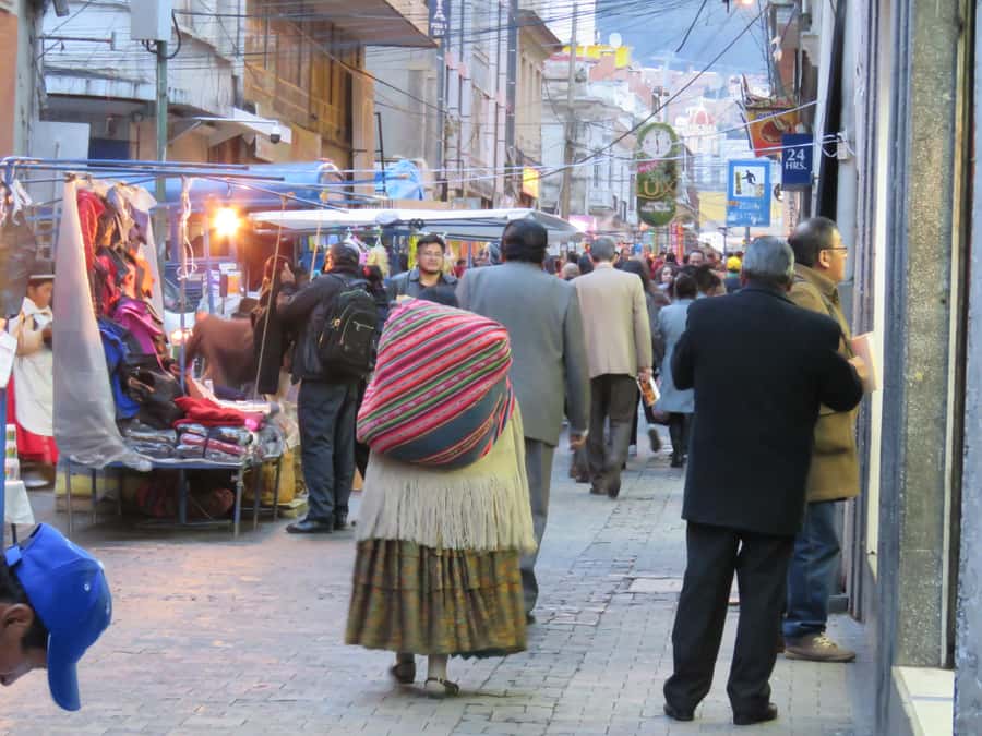 La Paz: Cable Car Ride Tour with Food Tasting - Jaen Street brings the tour back to street level