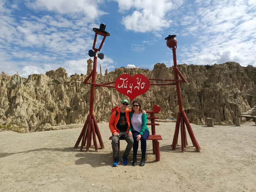 La Paz: Private City Tour with Cable Car & Moon Valley Visit - The guide makes or breaks this experience