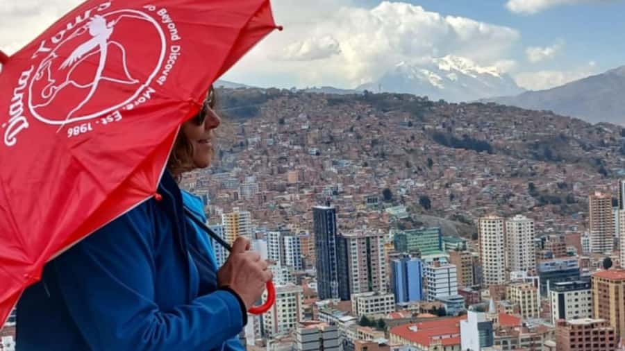 La Paz: Private Vehicle & Guide. City Tour + Moon Valley - Calle Jaén brings the city’s colonial past into view