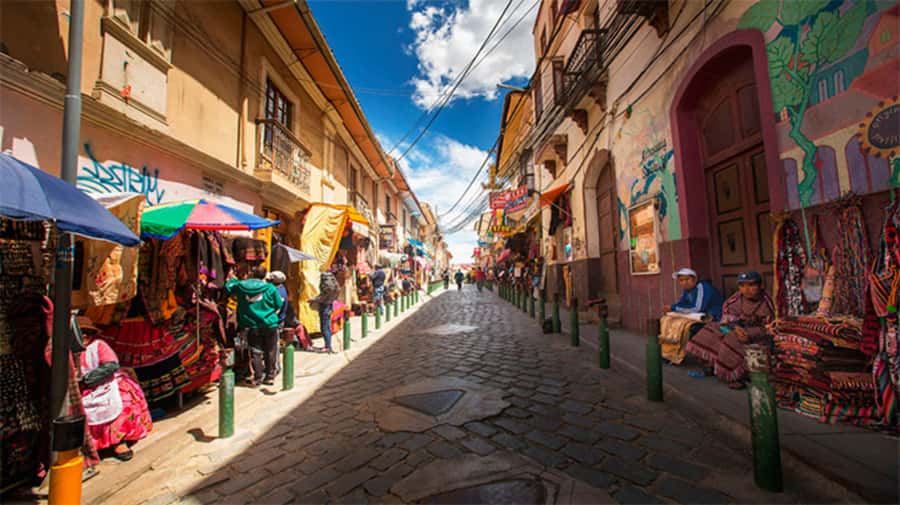 La Paz: The Feminist Tour - Education, Bodies, and Public Voices