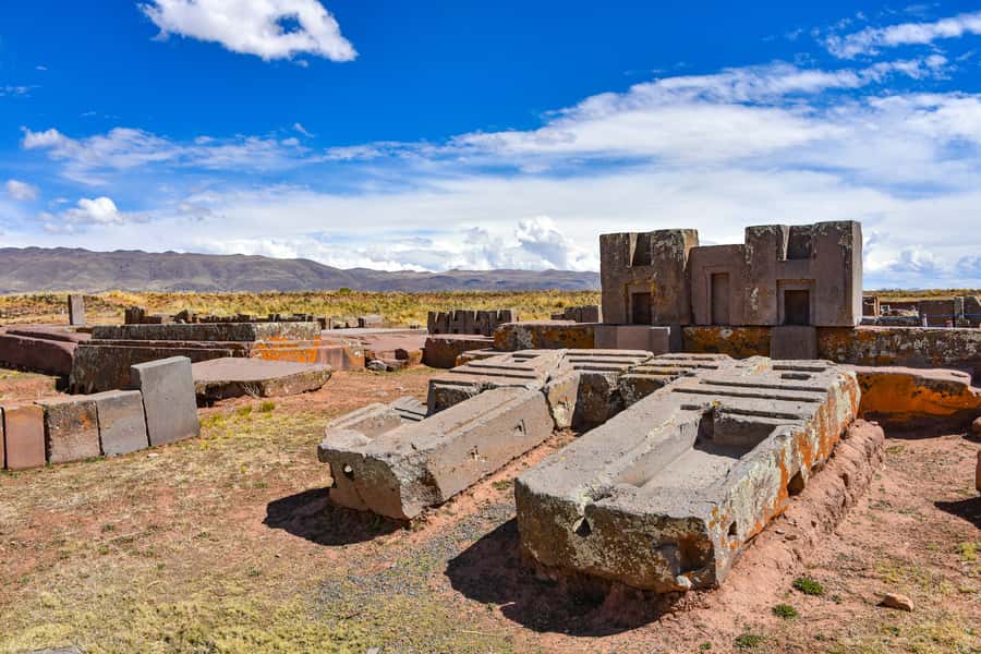La Paz: Tiwanaku Archeological Site Full-Day Tour - A traditional lunch near the ruins