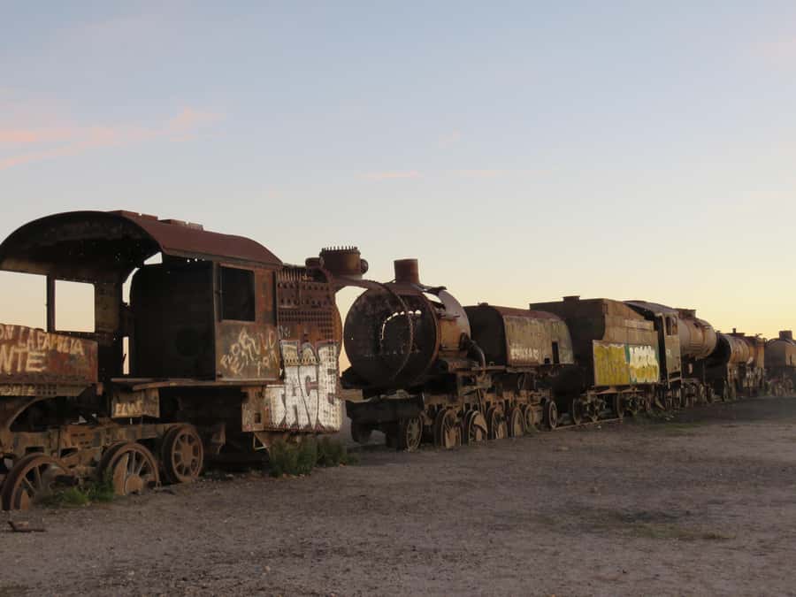 La Paz: Uyuni Salt Flats Tour by Bus - Who will enjoy this two-day format?