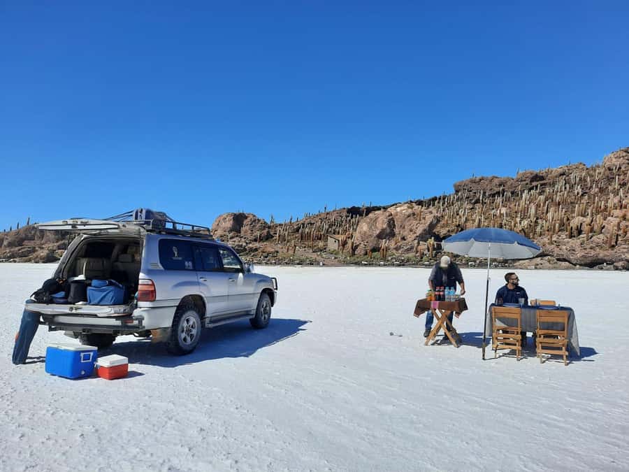 La Paz: Uyuni tour ending in Atacama Chile by bus. - Why This Four-Day Route Works