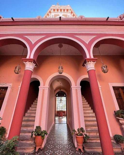 Sucre: Free Walking tour (History, culture and traditions) - What the $0.50 Price Really Buys