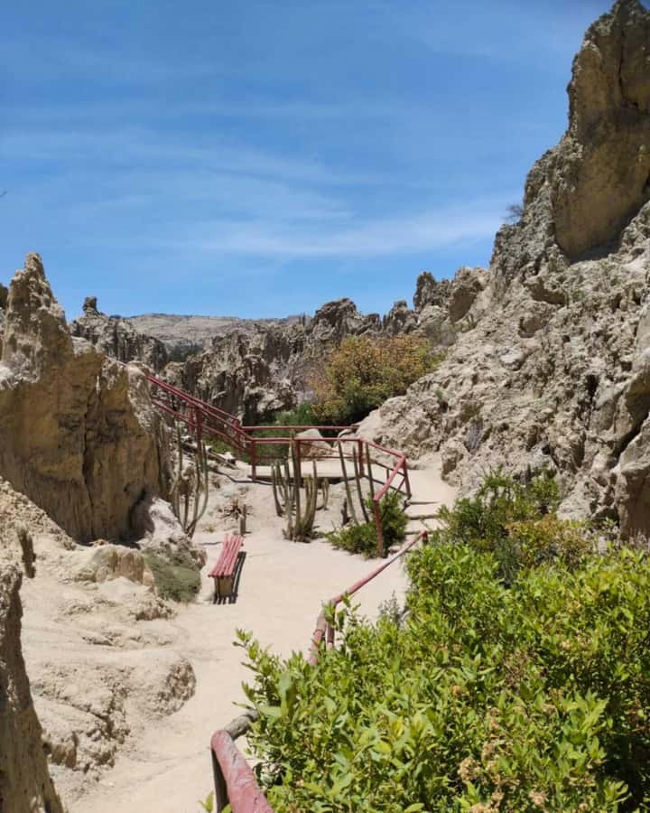 Tour moon valley and rich areas La Paz city - What You Get for $25 Per Group