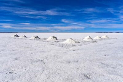Uyuni: 3 day-tour, salt flats & surrealistic deserts - Day Two: Red Lagoons, Green Water, and Geysers