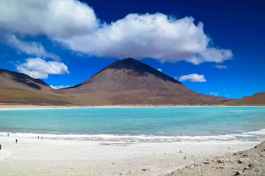 Uyuni: 3 day-tour, salt flats & surrealistic deserts - Who will enjoy this route most?