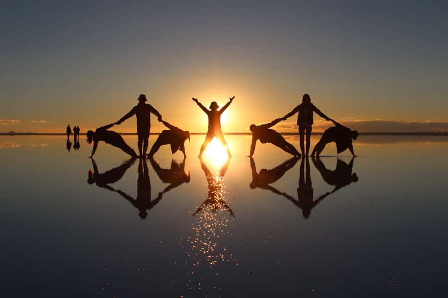 Uyuni: Classic Uyuni Salt Flats Tour + Hotel Pickup - A 10:30 Start After the Uyuni Night Bus