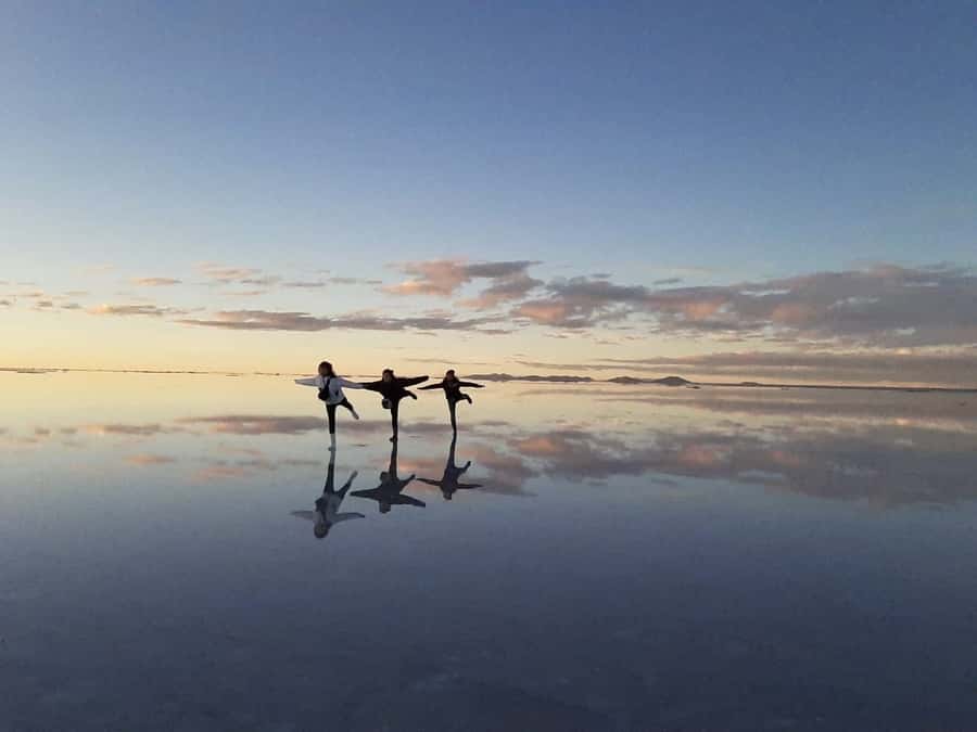 Uyuni: Full-day tour, Salt flats and Sunset experience - Isla Incahuasi Adds a Short Hike