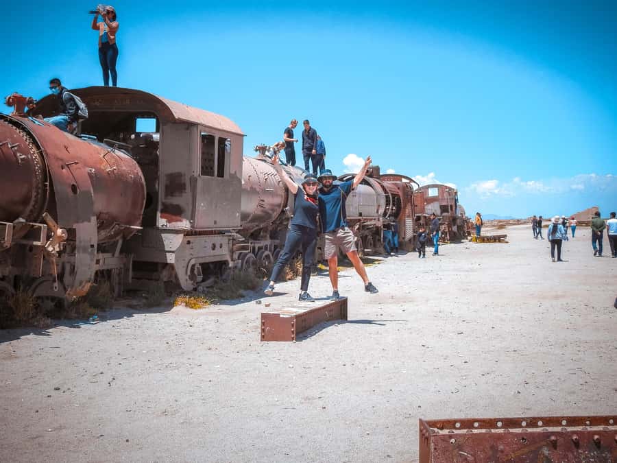 Uyuni: Isla Incahuasi & Uyuni Salt Flats Full-Day Jeep Tour - The guide and driver make a real difference