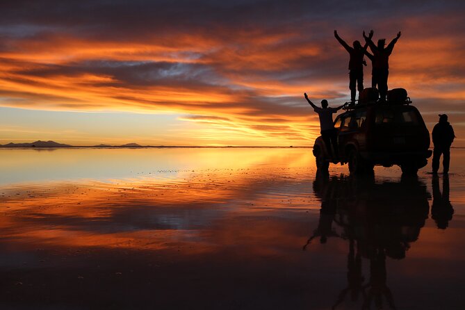 5-Hour Uyuni Salt Flat Tour Stargazing and Sunset/Sunrise In Group - At a glance