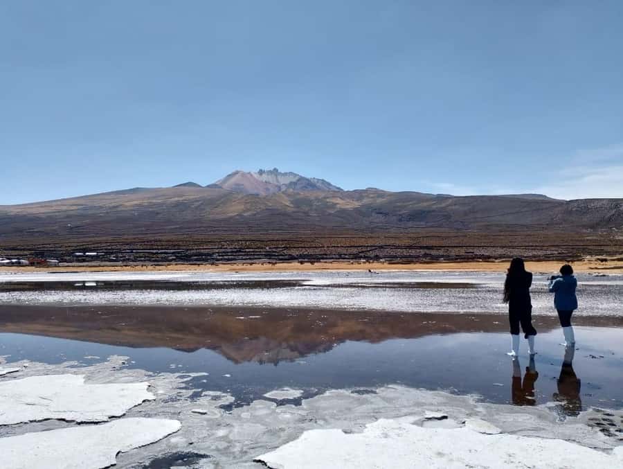 From La Paz: 2-Day Uyuni tour by flight - At a glance: flights, salt flats and two hotel nights