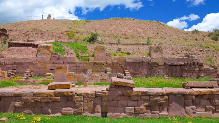 From La Paz: Shared guided tour of the Tiwanaku Ruins - Monoliths and the ruins of Puma Punku