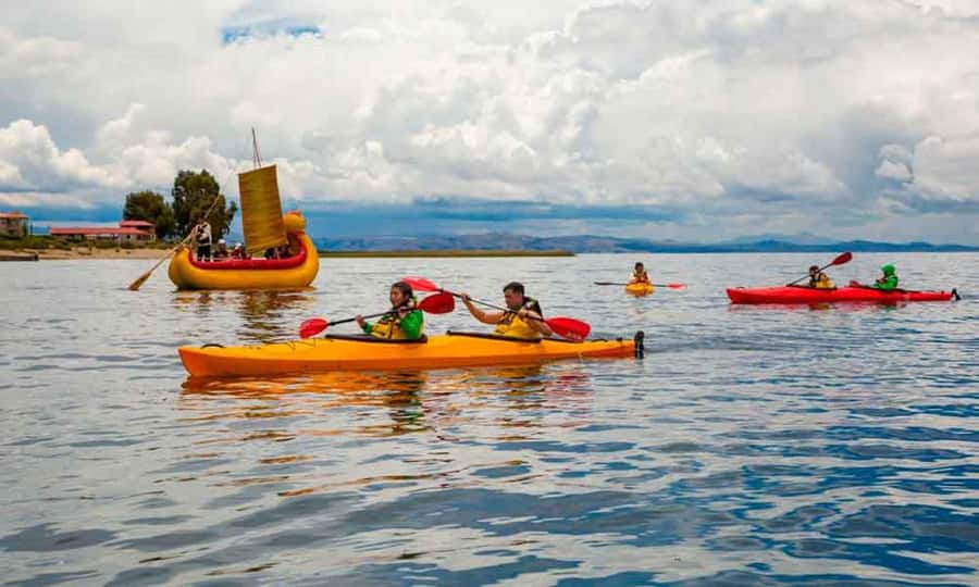 From Puno || Kayak tour to the Uros Islands || Full Day || - The crossing: a different view of Lake Titicaca