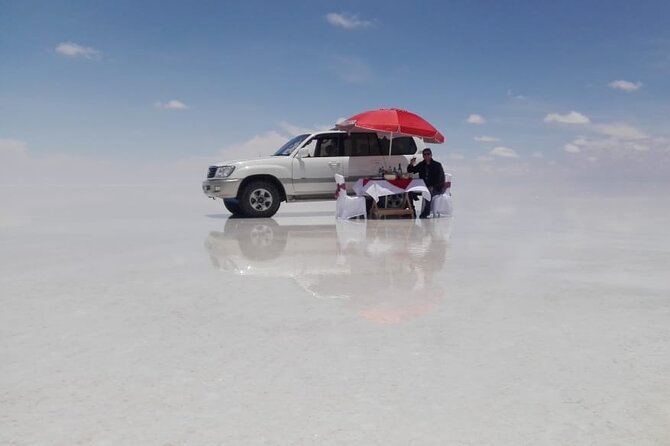 Full Day Private Tour to Salar de Uyuni - Incahuasi Island and the long salt-flat stretch