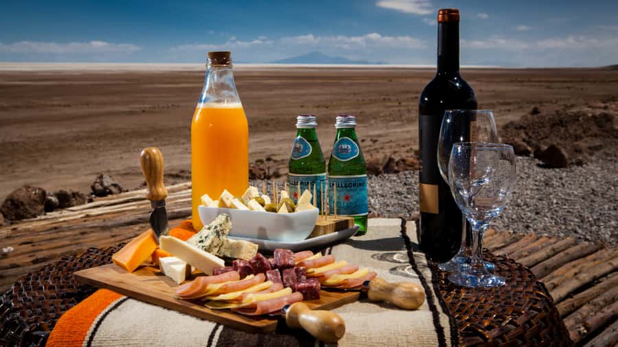 La Paz: 1-Day Uyuni Salt Flats Tour by Flight with hotel - FAQ