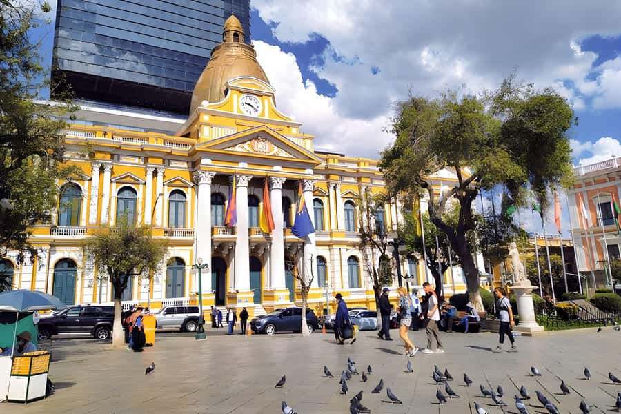 La Paz: Private City Tour Moon Valley Cable Cars PRIVATE CAR - Cable cars above the city