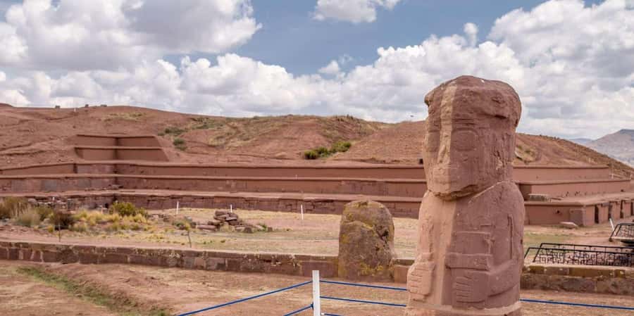 La Paz & Tiwanaku Day Trip - The border crossing shapes the whole day