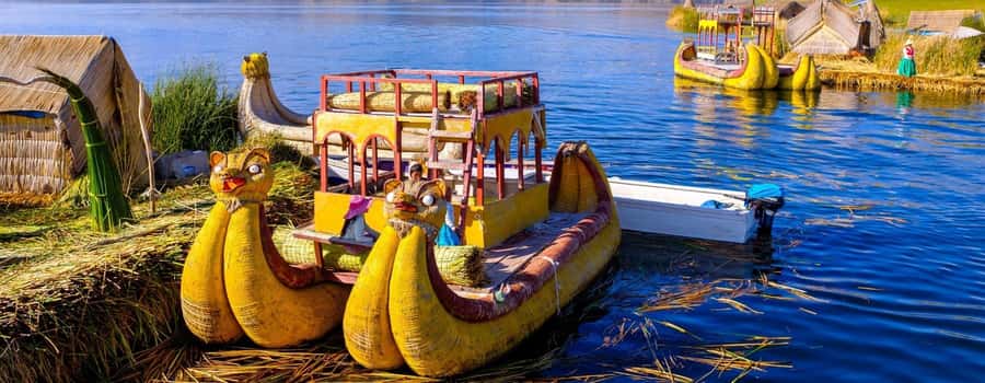 Puno: Full day exploration of the Uros and Taquile Islands - Uros: where reeds become home